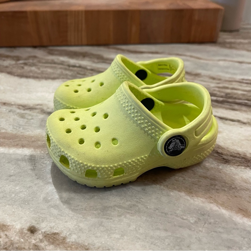 Classic Crocs toddler size 4